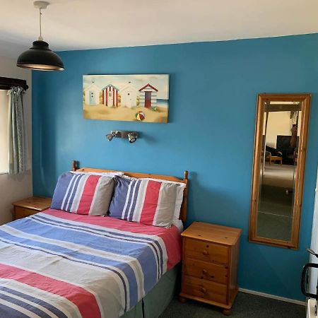 The Hayloft Villa Bude Bagian luar foto