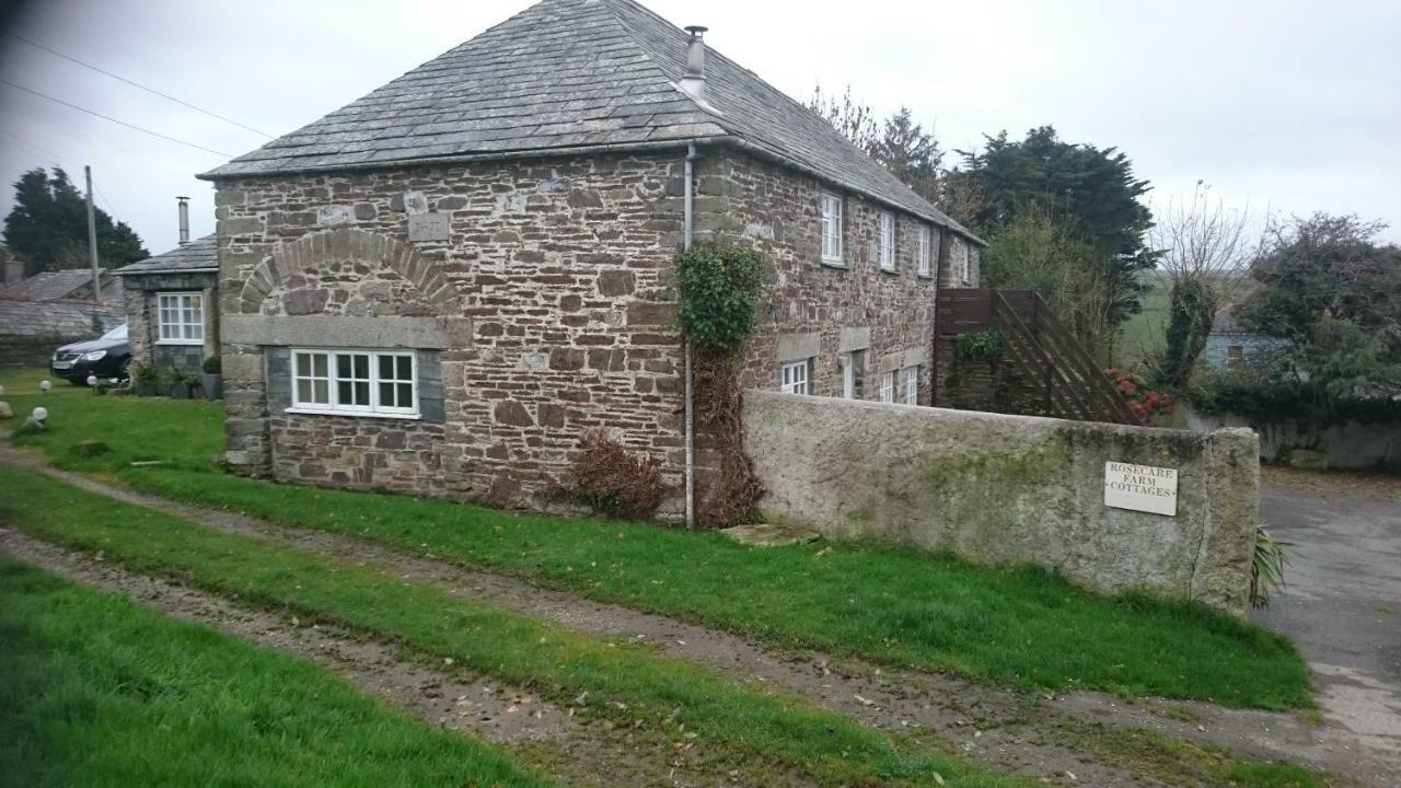 The Hayloft Villa Bude Bagian luar foto